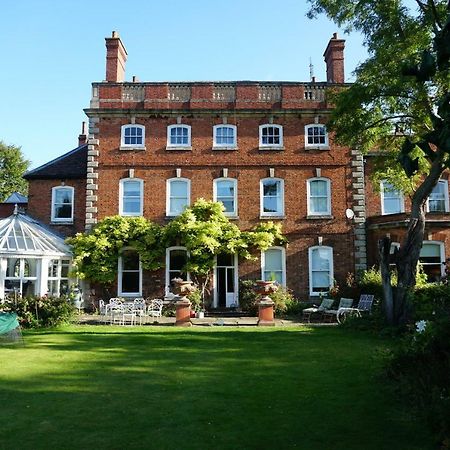West Wing D'Isney Place. Lincoln Kültér fotó